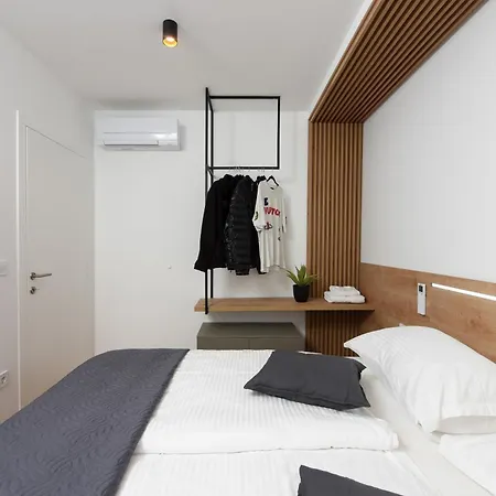 Fux Luxury Infinty-pool * Задар