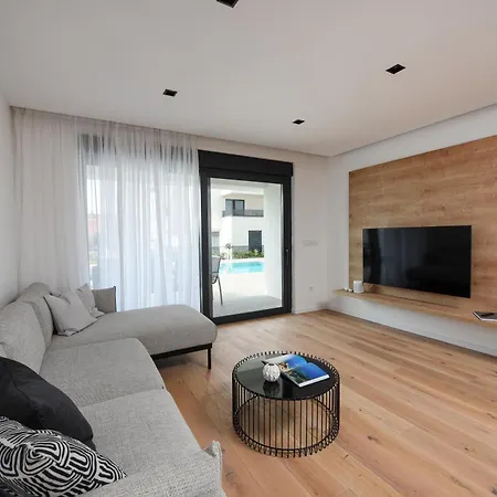 Апартаменты Fux Luxury Infinty-pool Задар