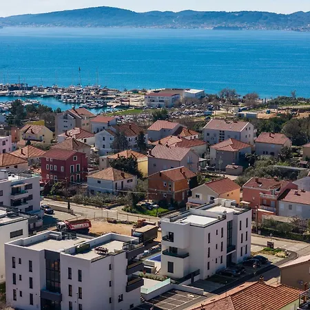 Fux Luxury Infinty-pool Апартаменты