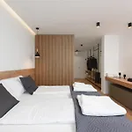 Fux Luxury Infinty-pool Apartment
