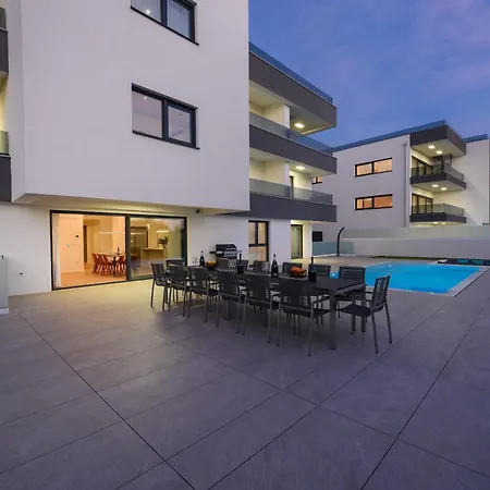 Appartement Fux Luxury Infinty-pool Zadar